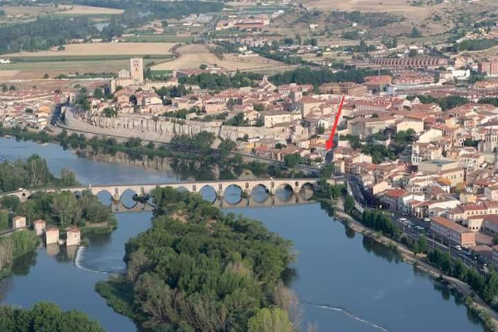 A Los Ojos Del Rio Duero Zamora Exterior photo