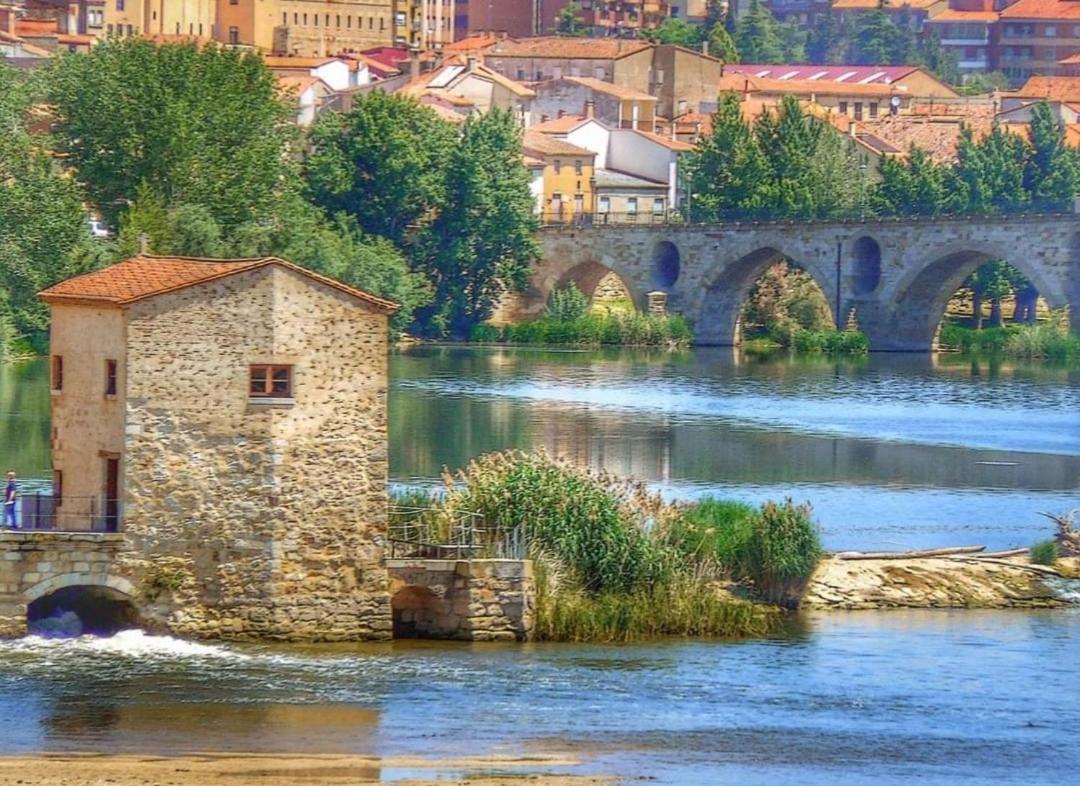A Los Ojos Del Rio Duero Zamora Exterior photo
